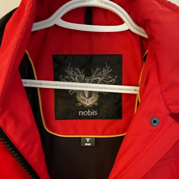 Barely worn in great condition Nobis Rain coat - Picture 4 of 5